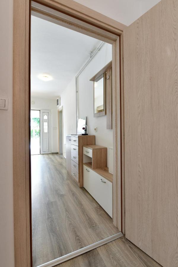 Apartman Dorijan 拉科维察 外观 照片
