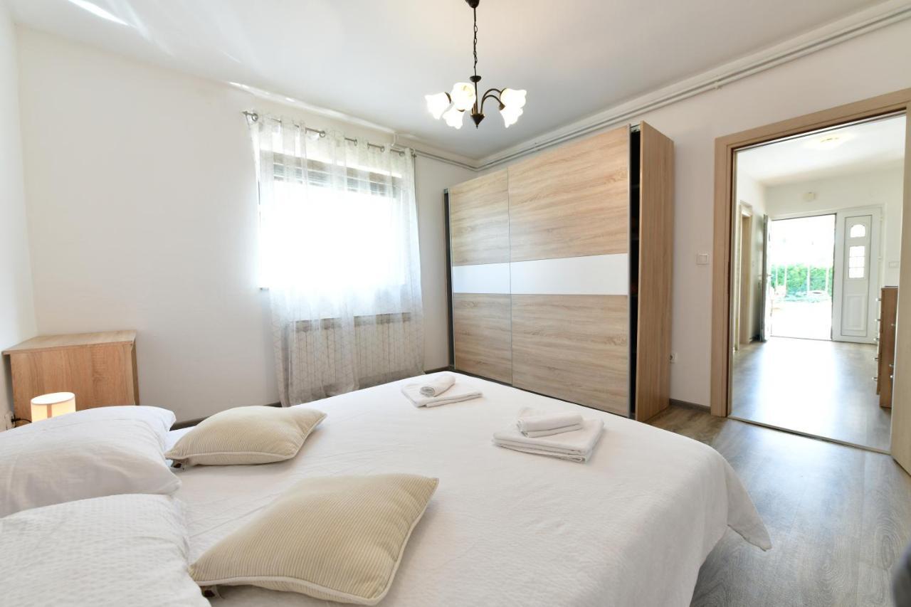 Apartman Dorijan 拉科维察 外观 照片